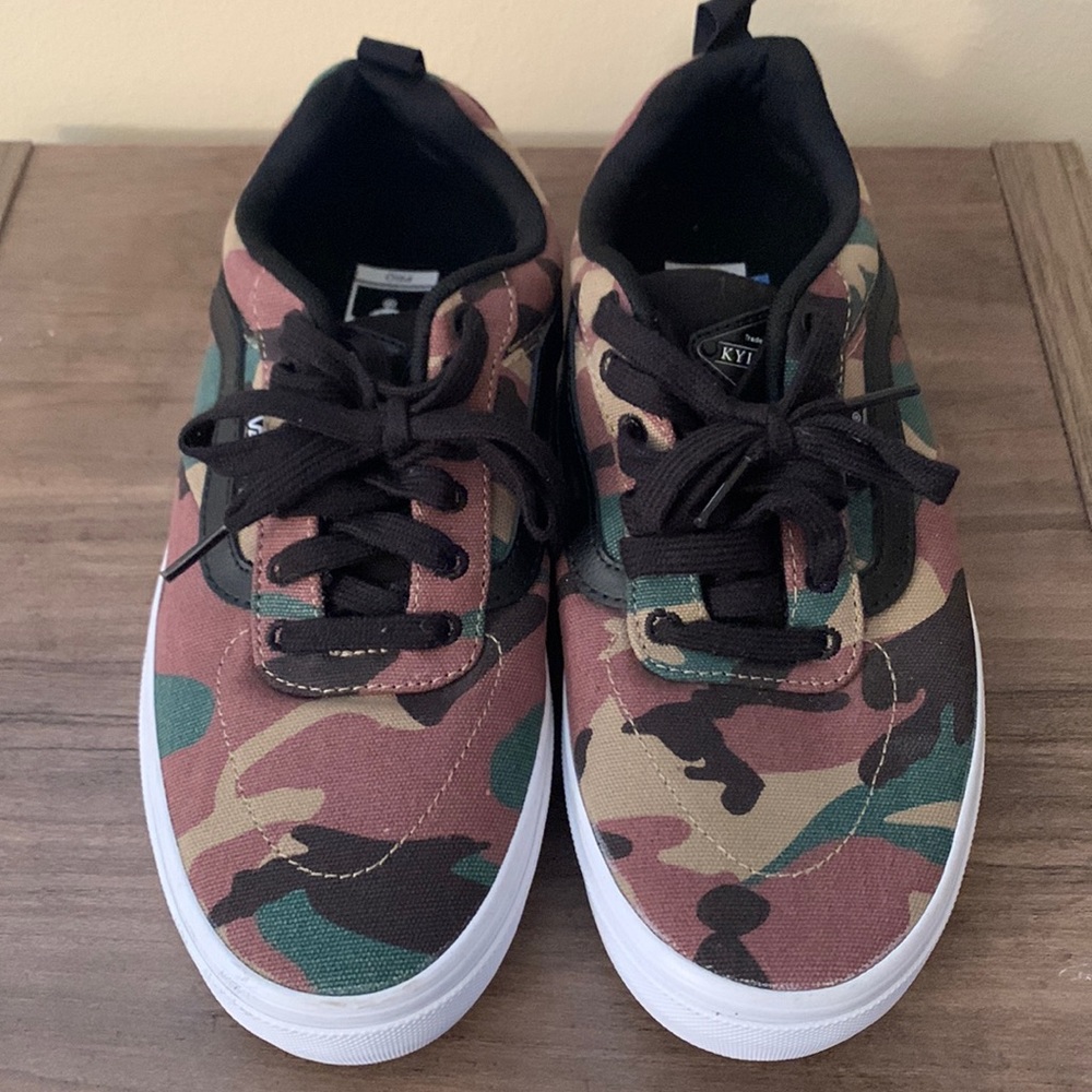Camo ultra cush kyle walker vans 7.5 Men’s